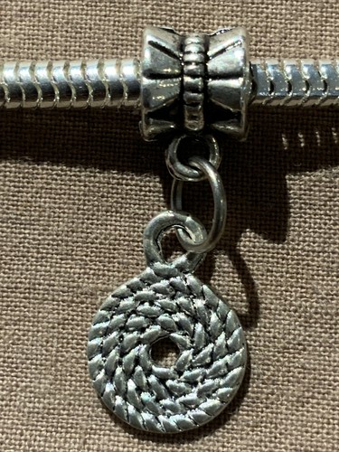 Nuovo bracciale charm - nuovo!!,