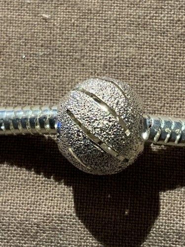 Nuovo bracciale charm - nuovo!!,